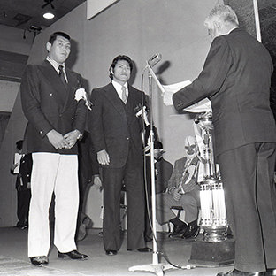 アントニオ猪木と坂口征二