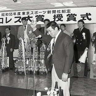 坂口征二が乾杯の音頭