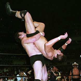 天龍源一郎ＶＳジャンボ鶴田