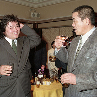 (右から)藤原喜明、橋本真也、ジョージ高野