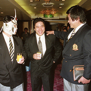 (左から)獣神サンダー・ライガー、ウルティモ・ドラゴンこと浅井嘉浩、小林邦昭