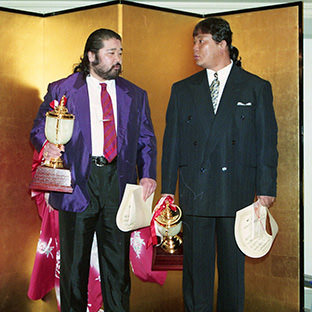 大仁田厚(右)とターザン後藤