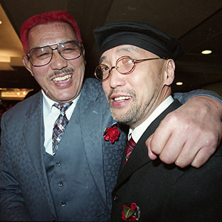 グレート小鹿とテリー伊藤(右)