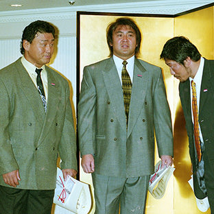 (左から)天龍源一郎、武藤敬司、小橋健太