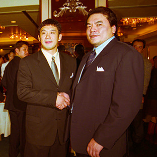 桜庭和志(左)と三沢光晴