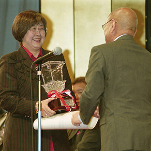 功労賞・馬場元子