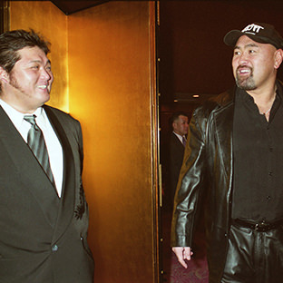 橋本真也(左)と武藤敬司