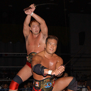 大谷晋二郎(左)、田中将斗