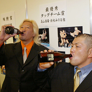 (左)高山善廣、鈴木みのる