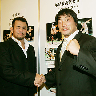 小橋建太(右)と秋山準