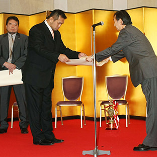 秋山準、三沢光晴(右)