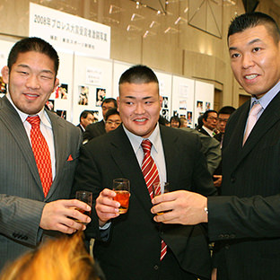 (左から)石井慧、澤田敦士、小川直也