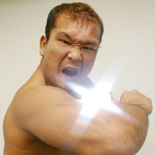 敢闘賞を受賞した田中将斗