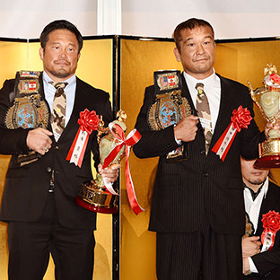 左から杉浦貴、田中将斗