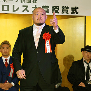 敢闘賞の岡林裕二