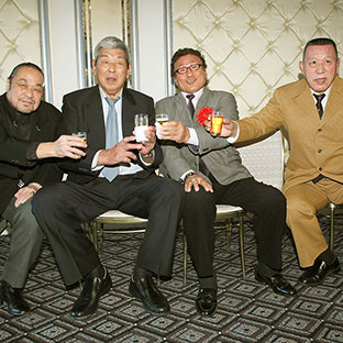 （左から）ザ・グレート・カブキ、坂口征二、天龍源一郎、グレート小鹿