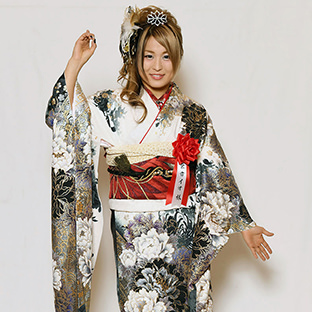 女子プロレス大賞の紫雷イオ