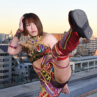 女子プロレス大賞を受賞した朱里