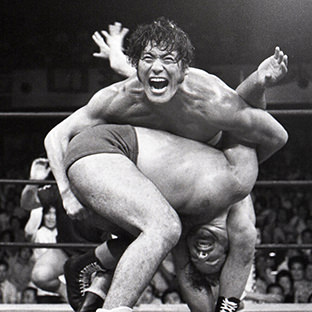 アントニオ猪木×タイガー・ジェット・シン ＮＷＦ世界ヘビー級選手権 猪木の卍固め(1974年6月20日)