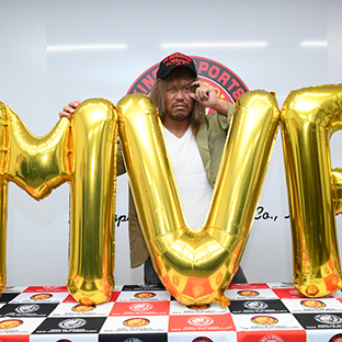 MVPを受賞した内藤哲也