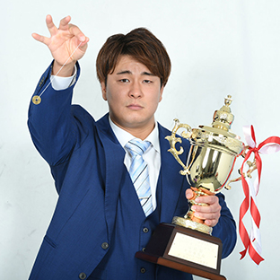 技能賞を受賞した青柳優馬