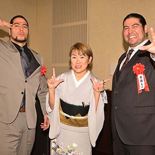 (左から)斉藤ジュン、山田邦子、斉藤レイ